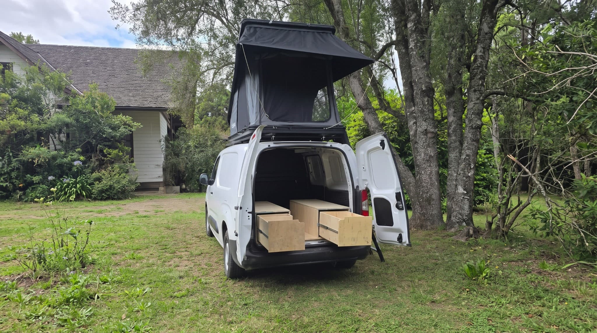 Camper Furgón — 3